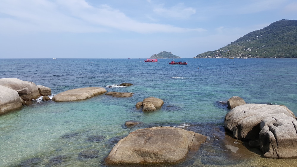 Simple Life Cliff View Resort 70/78