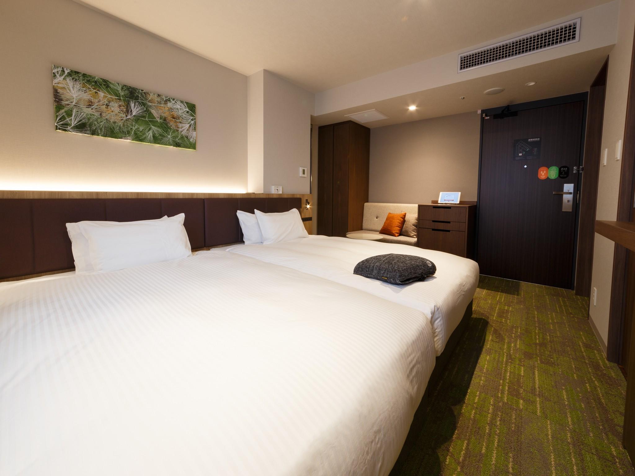 Forza, Single, Twin Beds