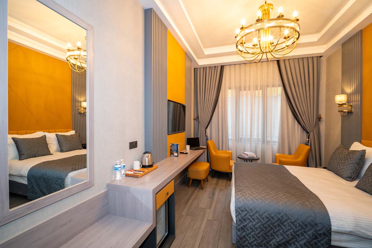 Deluxe, Double Bed