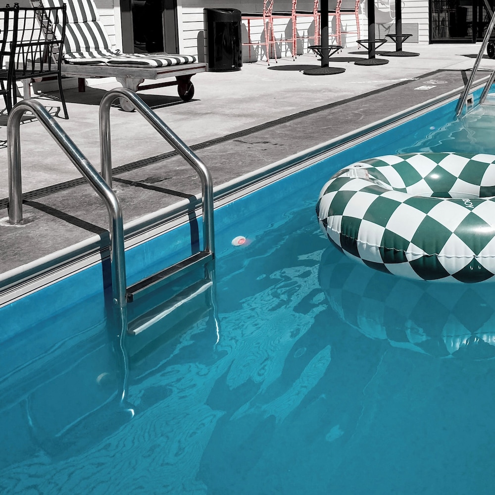 The Inn Hotel Lake Okoboji, Ascend Hotel Collection 27/50