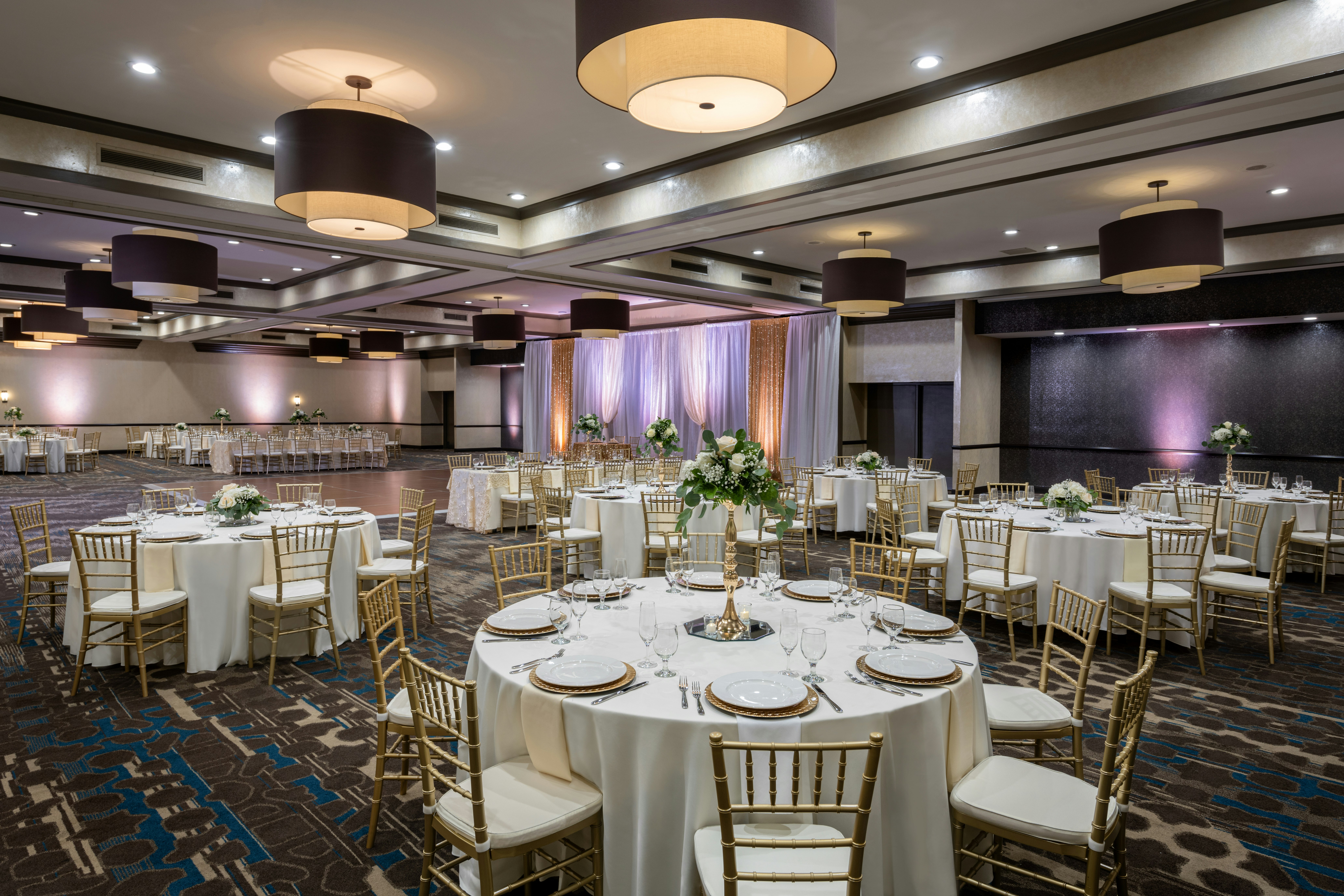 DoubleTree by Hilton Hotel San Bernardino 28/32