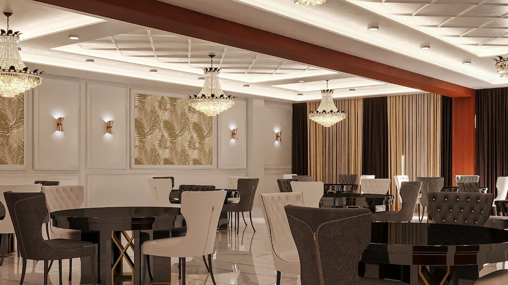 R.G Bilkha Hotel and Resorts 27/47