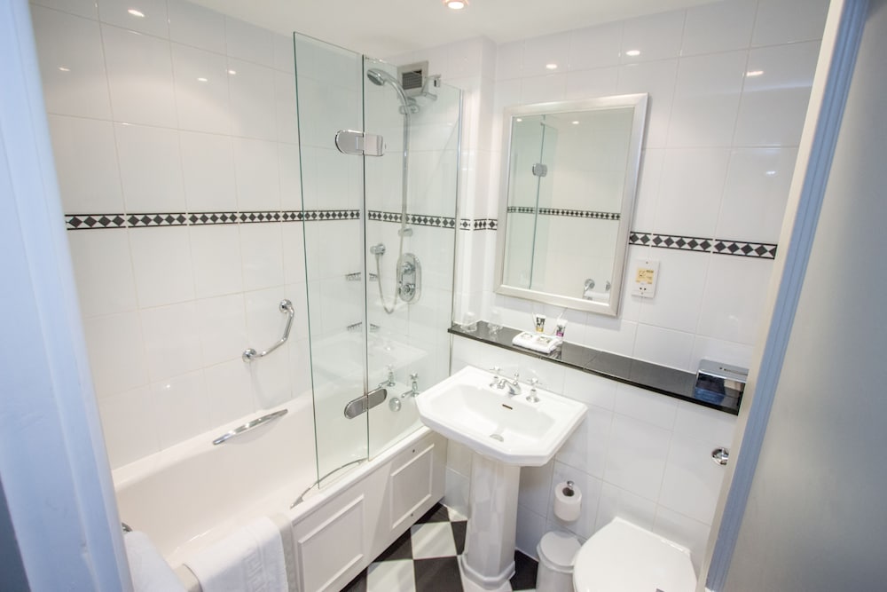 Brandon Hall Hotel and Spa 18/50