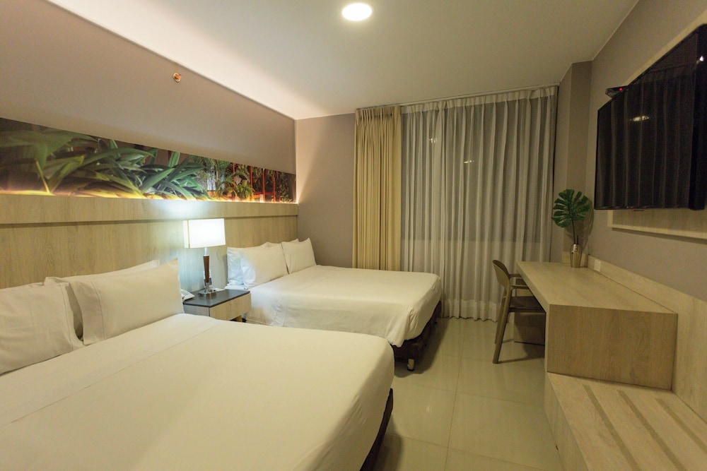 Soratama Hotel 8/49