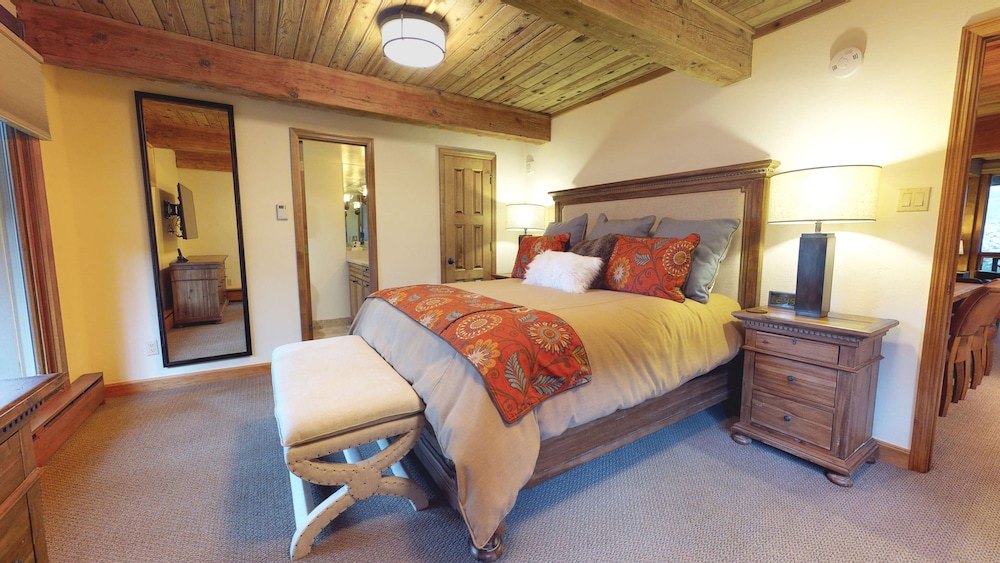 Top of the Village - Destination Hotels & Resorts 13/56