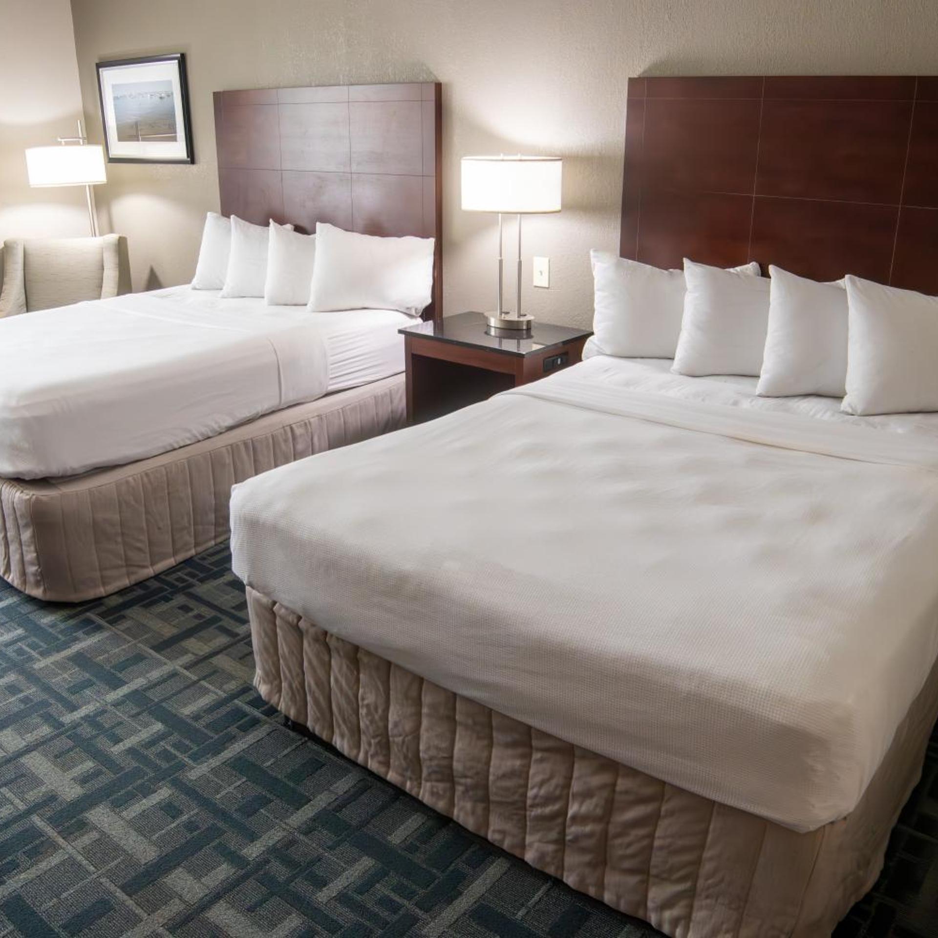 غرفة بسرير كوين في طابق منخفض، Hotel 1620 Plymouth Harbor 2/6