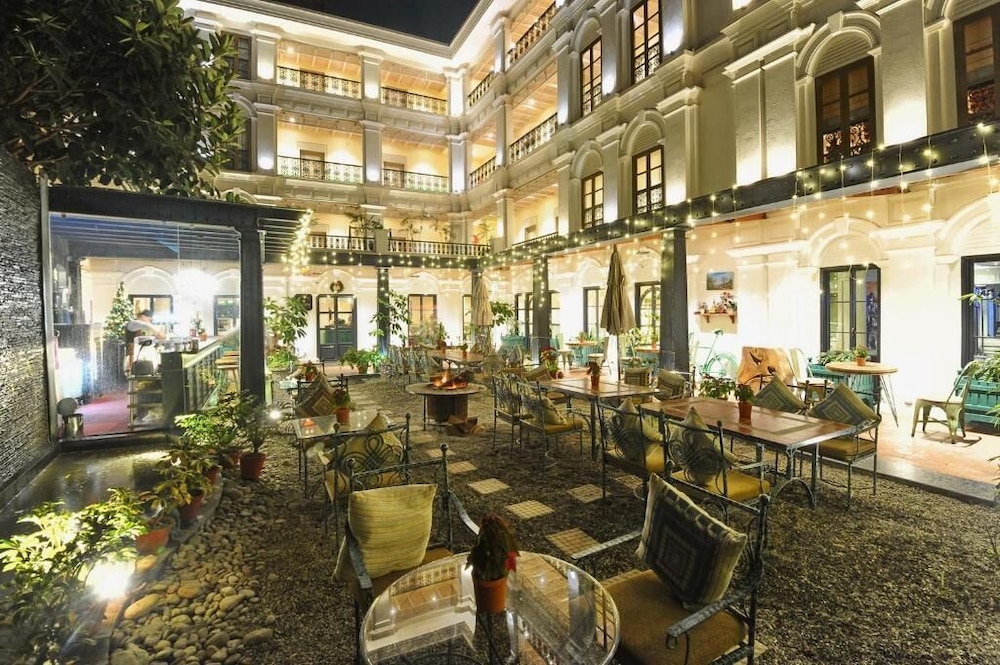 Nepali Ghar Hotels & Resort 41/50