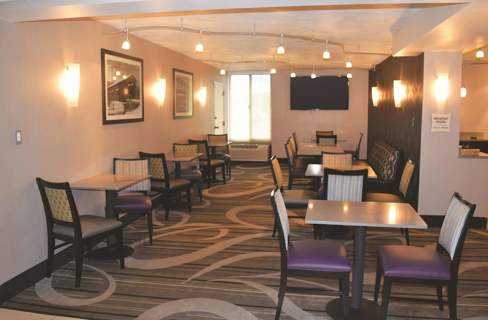 La Quinta Inn By Wyndham Binghamton Johnson City 49/59