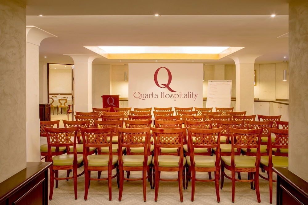 Oxford Hotel 55/64