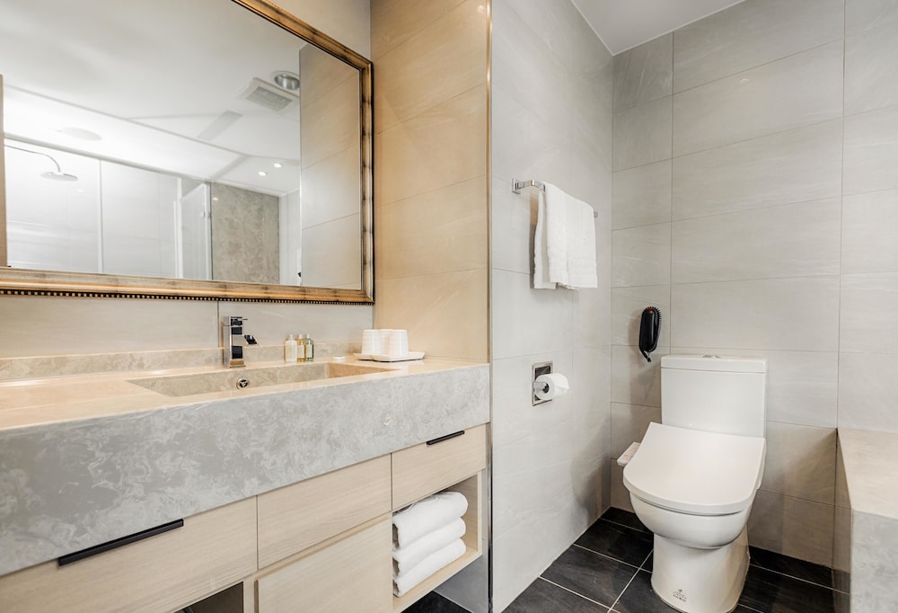 Green World Hotel Grand Nanjing 63/65