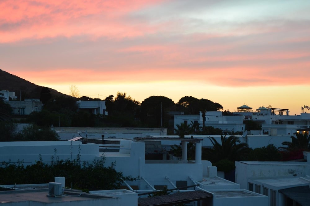 La Sirenetta Park Hotel 12/63