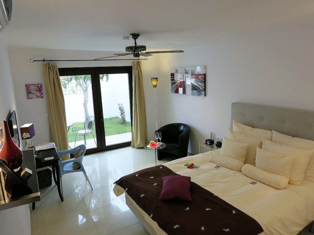 Birdcage Gay Resort - Adult Only 19/50