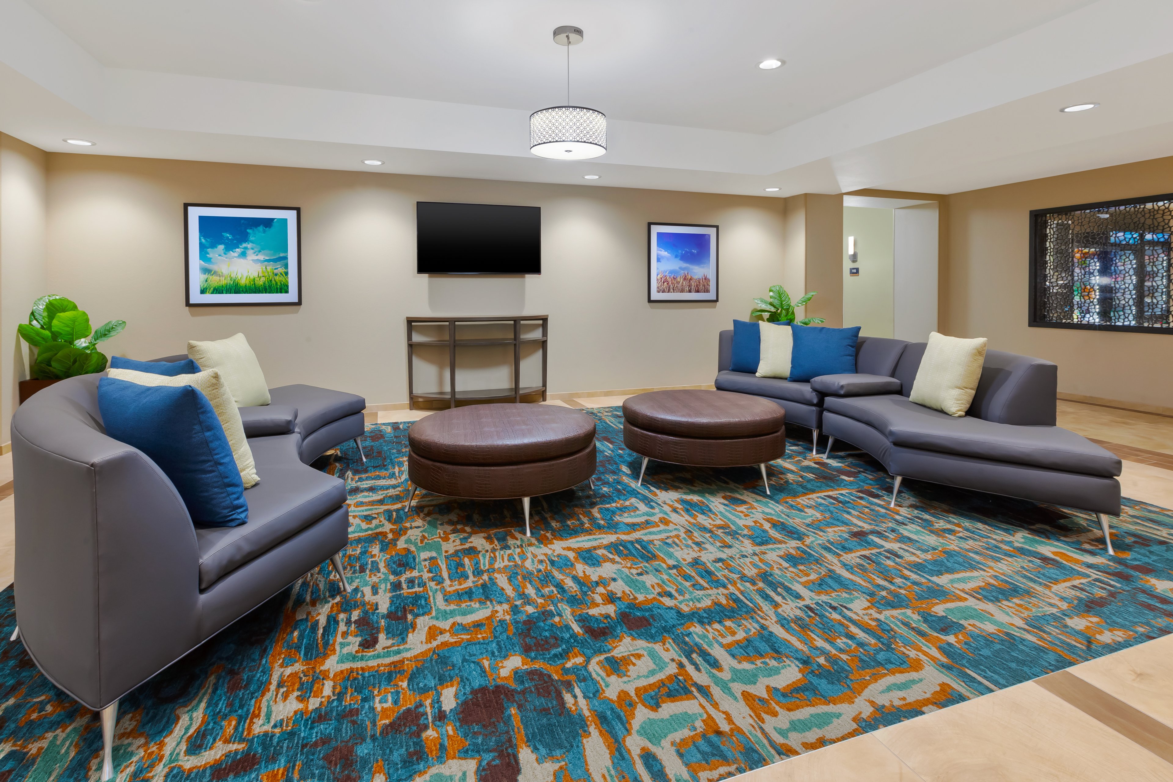 Candlewood Suites Louisville Northeast 18/33