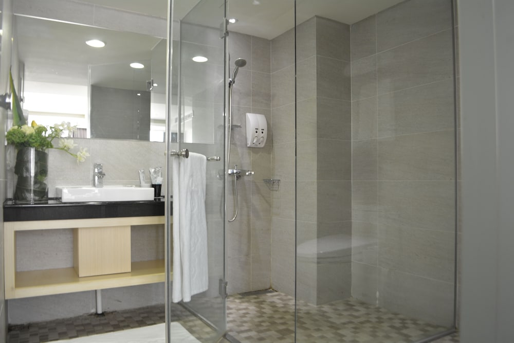 Yeong Chi Business Hotel 50/52