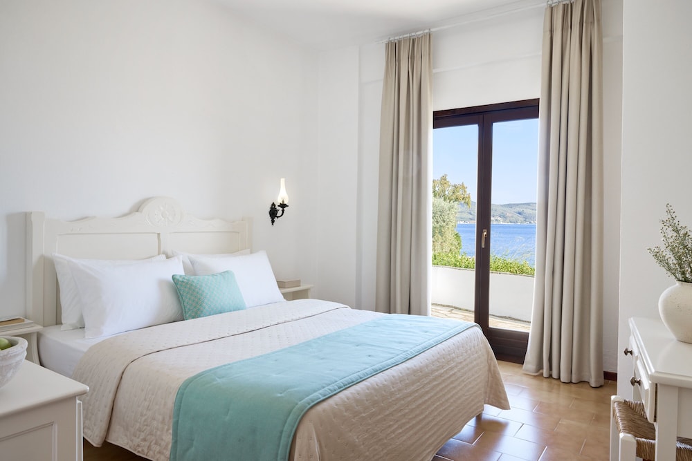 Leda Village Resort 10/50