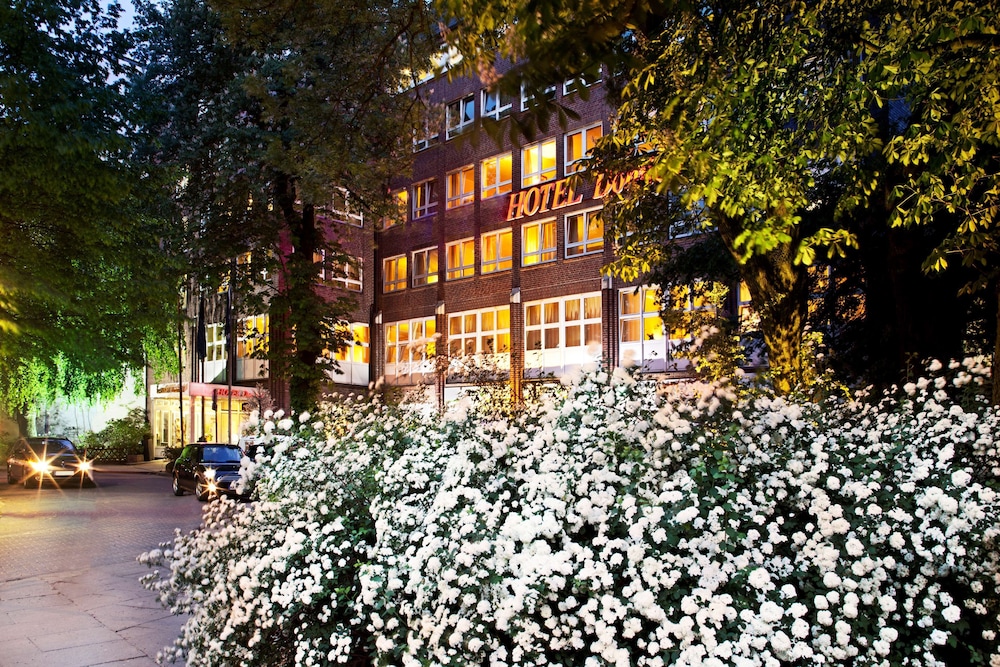 Hotel Domicil Hamburg By Golden Tulip Formerly Nordic Domicil 31/33