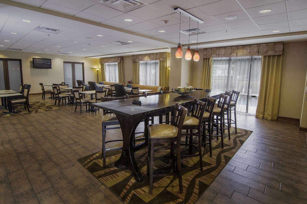 Hampton Inn Kingsland 55/67