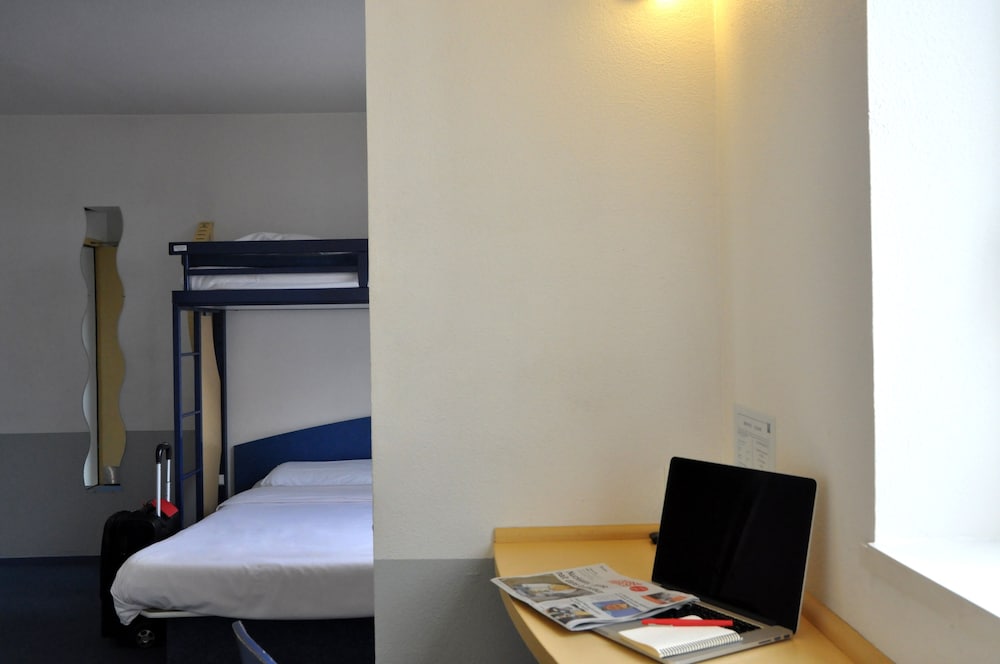 Ibis Budget Rennes Cesson 21/63