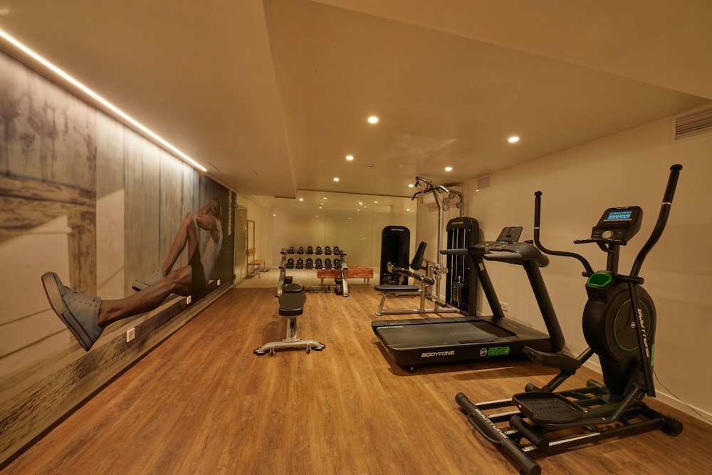 Hotel Rural Es Riquers 45/69