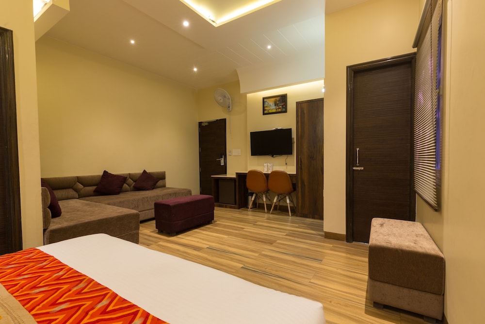 Hotel Urban Galaxy 15/47