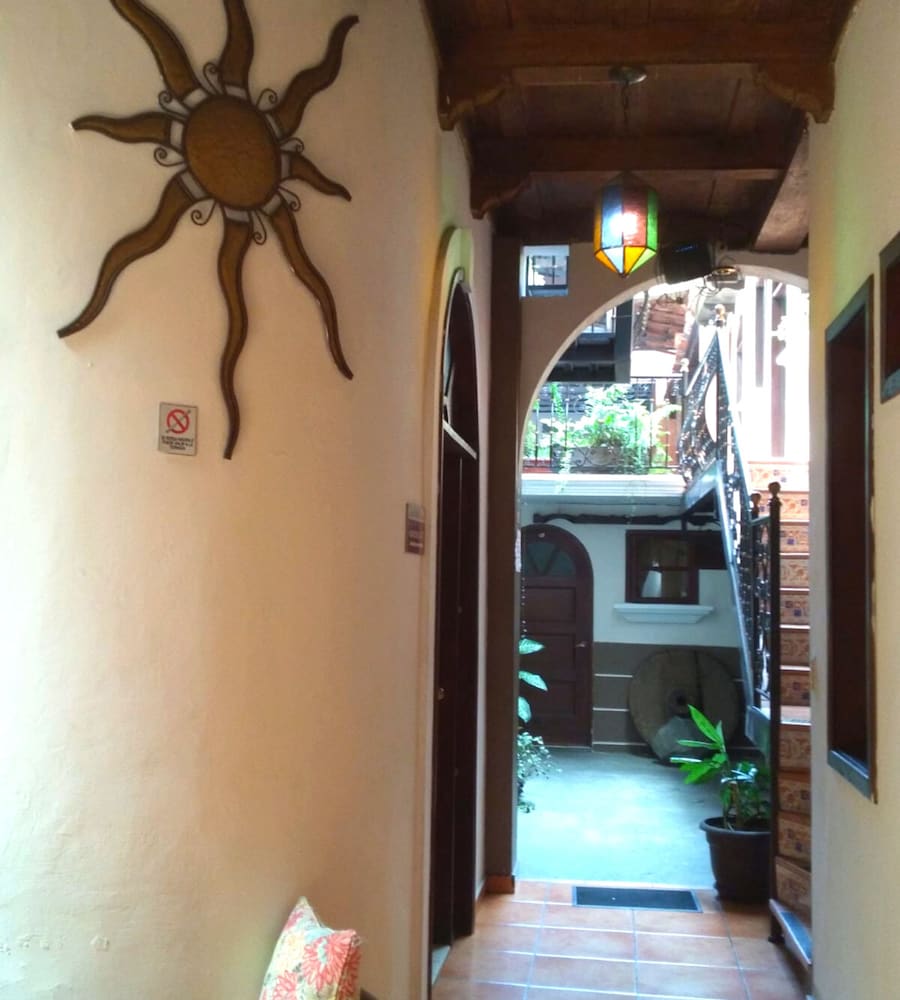 Villa Florencia Centro Hotel 55/58