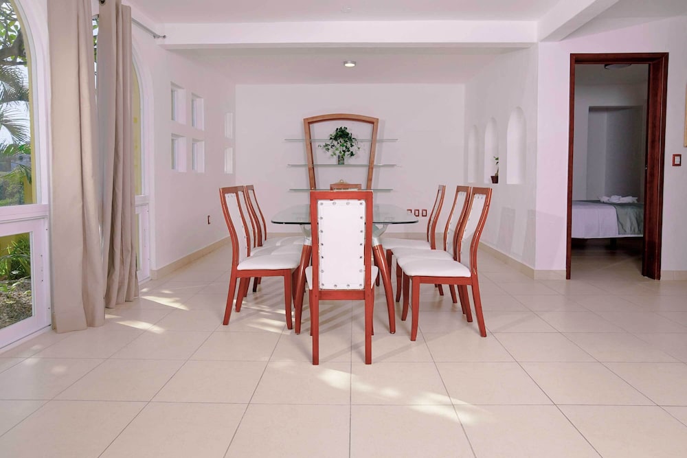 Villas And Resort Luz de Luna 34/50