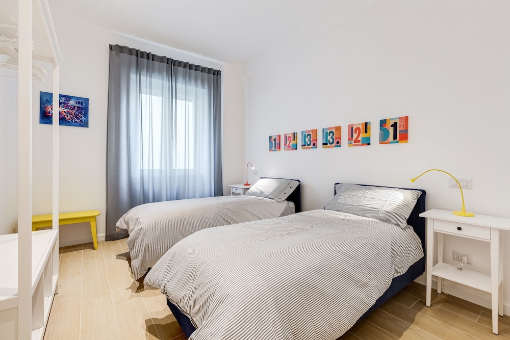 Lovely 3 rooms apartment close Trastevere Station 4/25