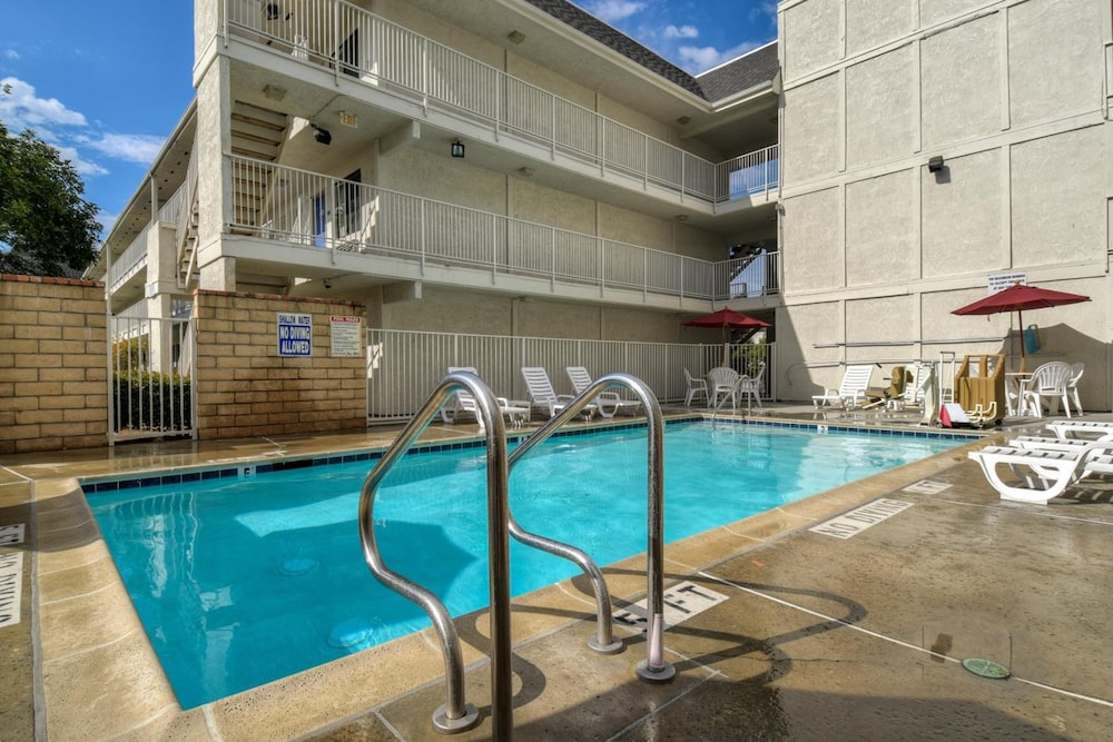 Motel6 Escondido Ca 39/54