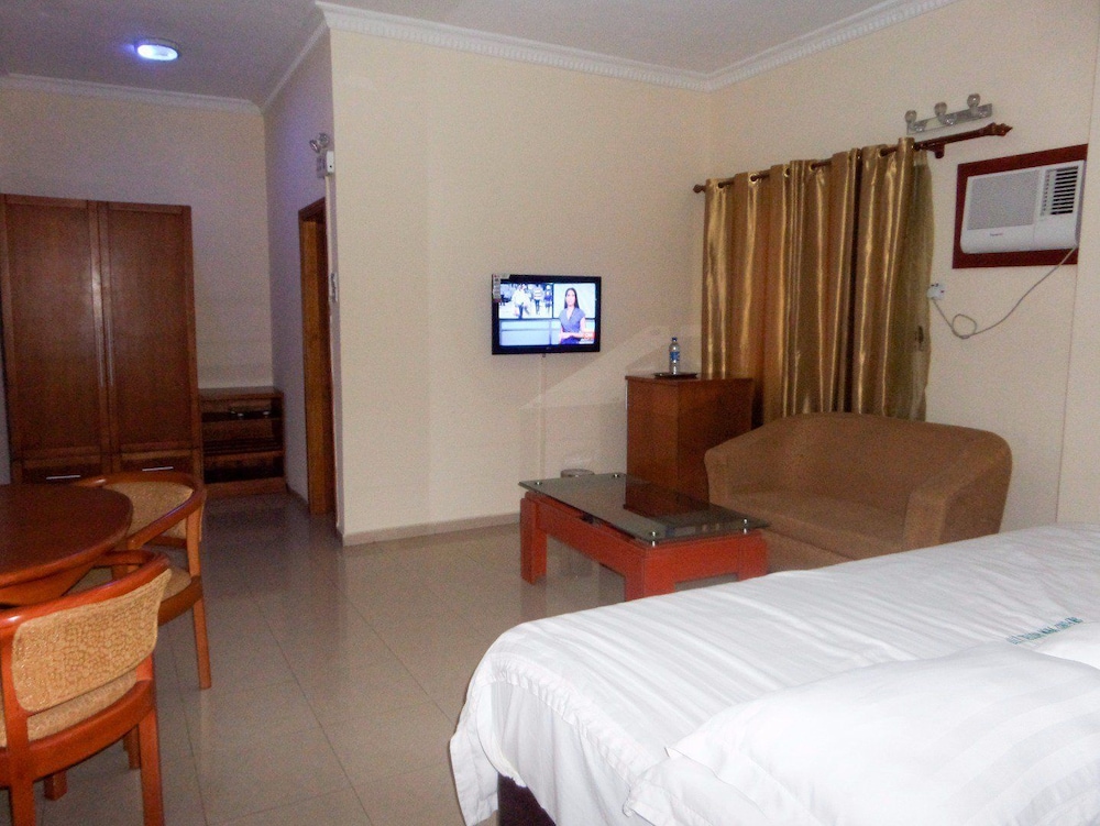 Gilford View Hotels Ltd 7/25