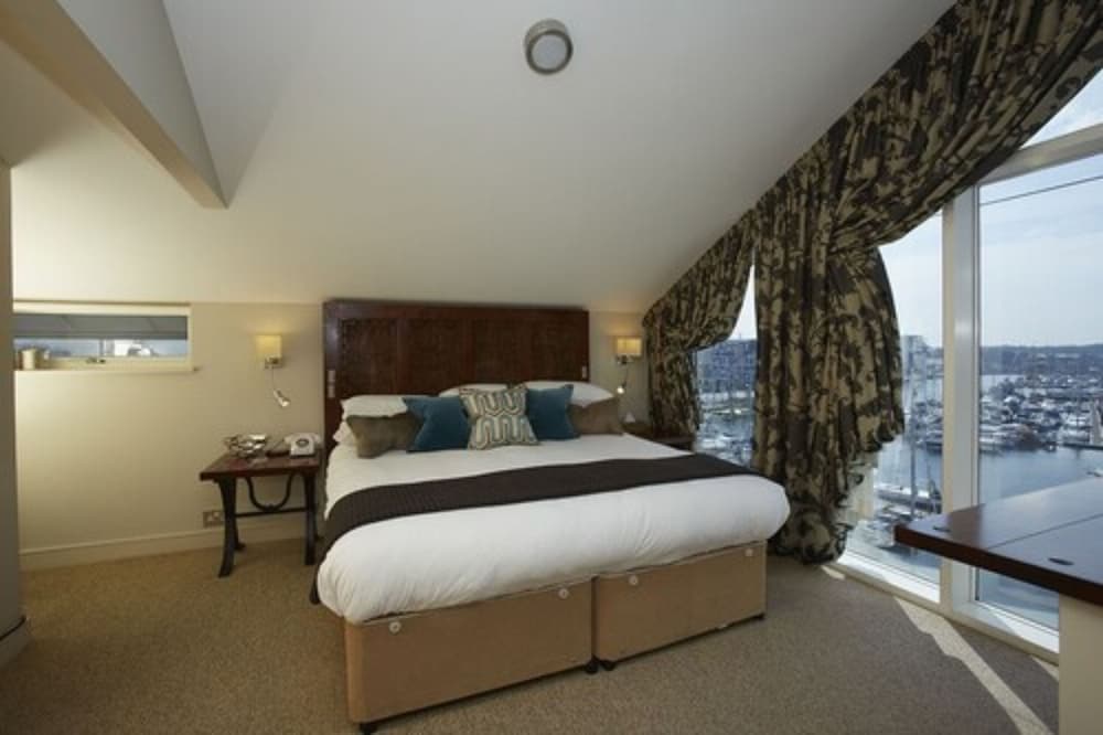 Salthouse Harbour Hotel 11/48