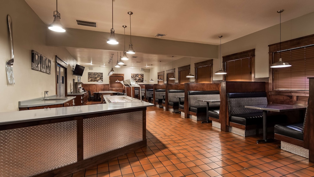 Best Western Paradise Inn 15/36