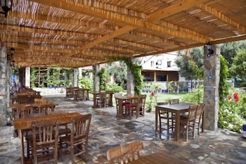 Sahin Motel & Restaurant 18/25