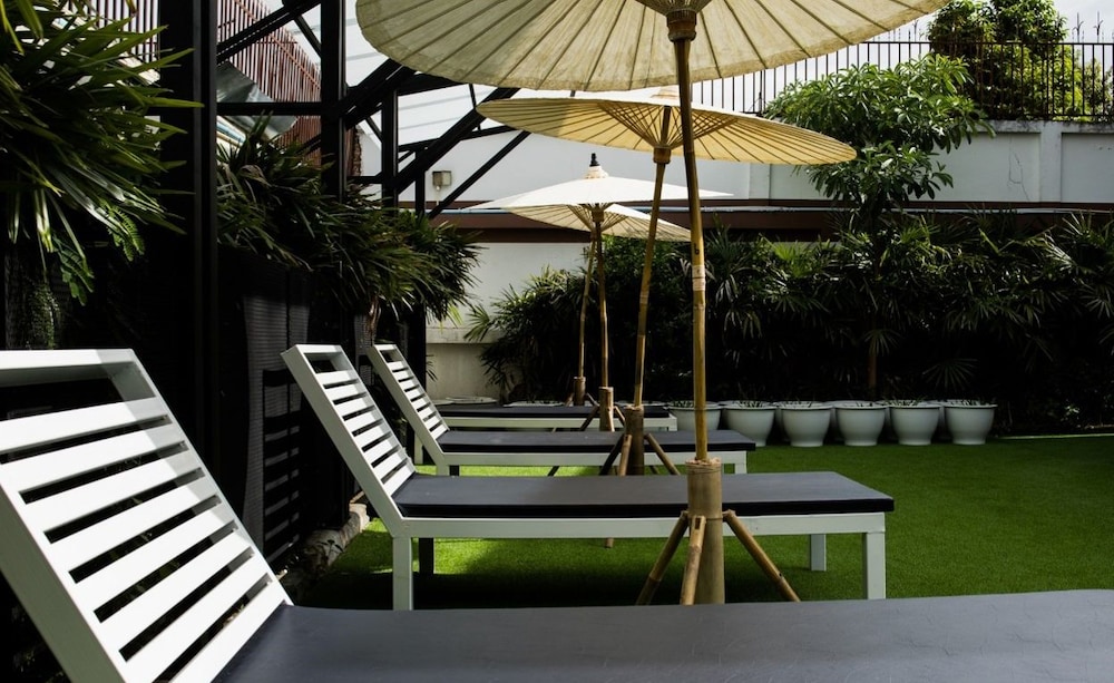 Blue Lagoon Hotel By Diamond 44/48