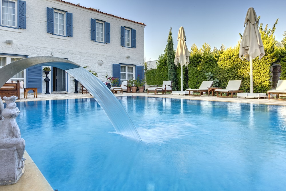 Beyevi Alacati 10/68