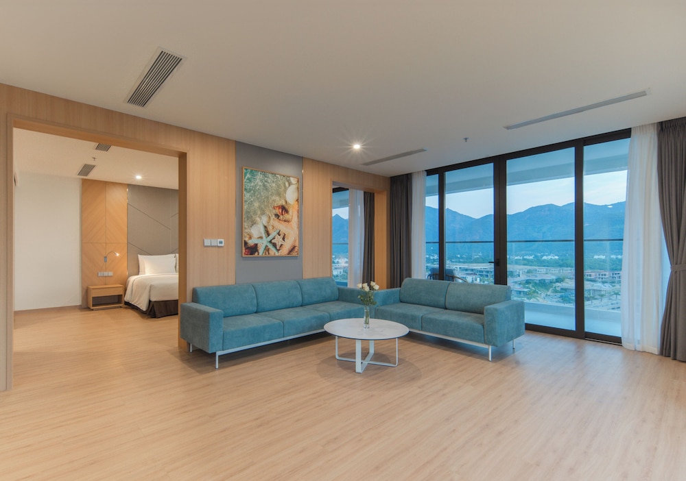 Aquamarine Cam Ranh by Swandor 34/49
