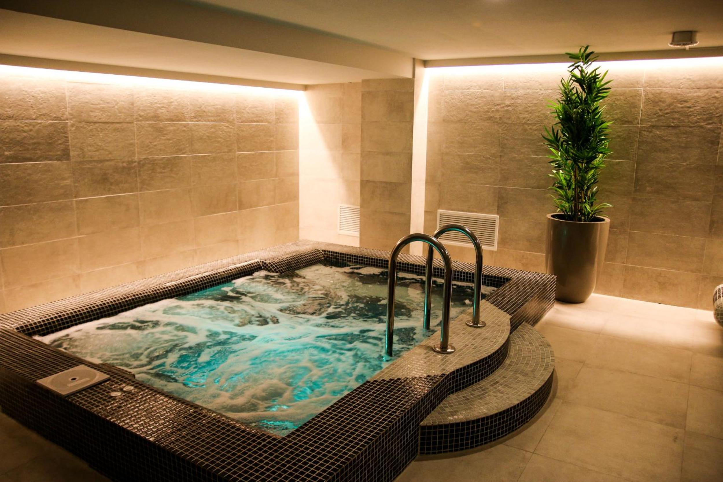 Carol Boutique & SPA ex Vila Cornelia 31/54