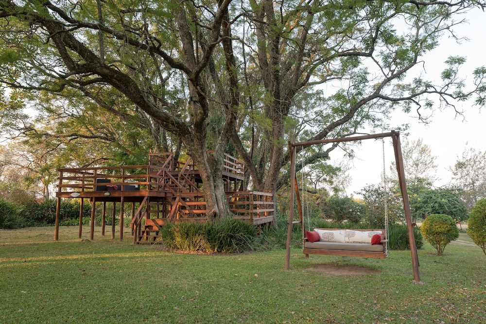 Nut Grove Manor Boutique Hotel 42/50
