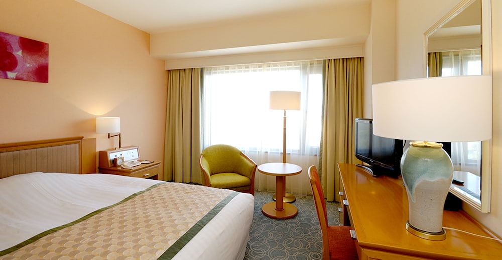 DELUXE, DOUBLE BED