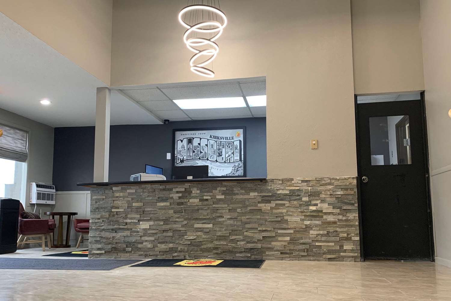 Super 8 By Wyndham Kirksville 5/19