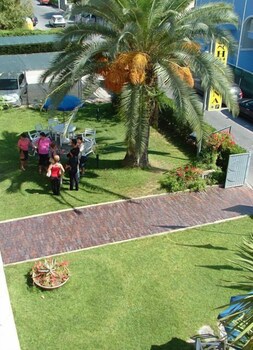 Hotel Marina 30/51