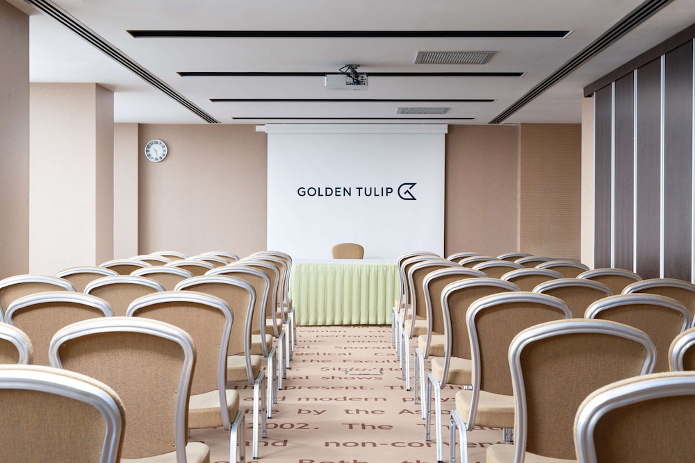 Golden Tulip Ana Tower Sibiu 43/50