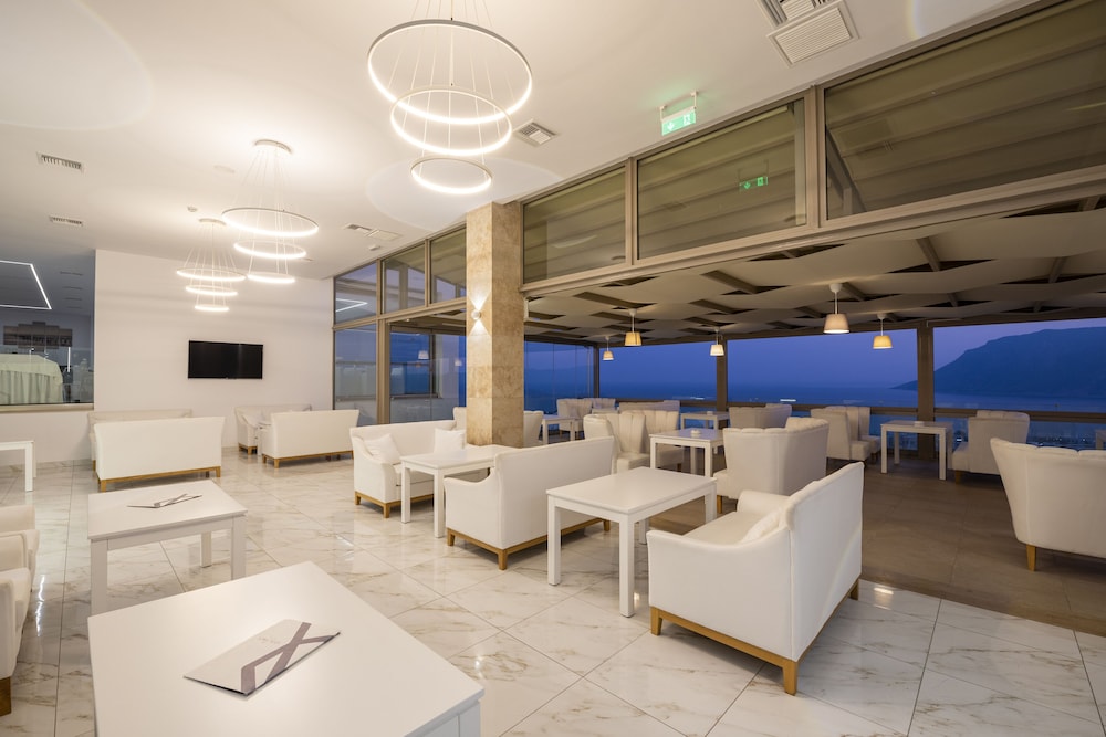 White Rock Of Kos - Adults Only 53/62