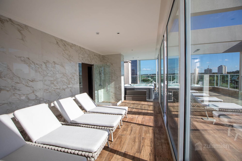 Hotel Solerios 13/42