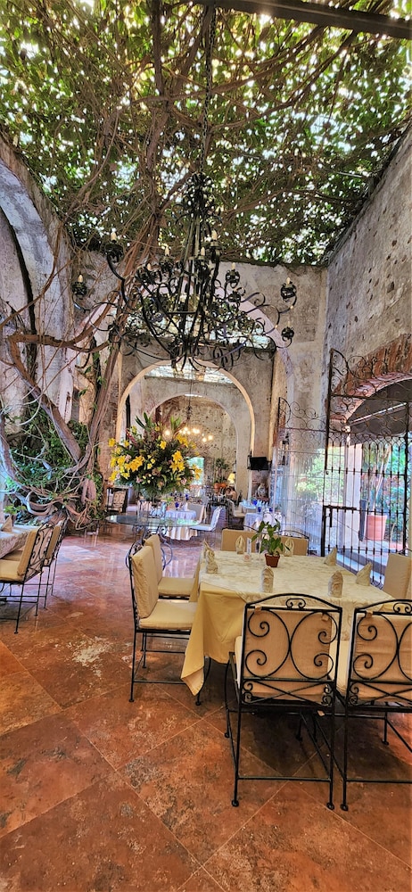 Hotel Spa Hacienda de Cortes 61/67