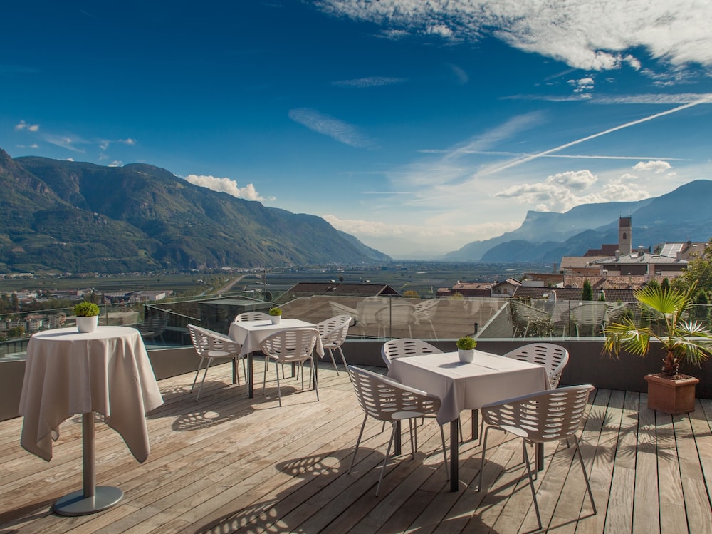 Hotel Marlena 47/60