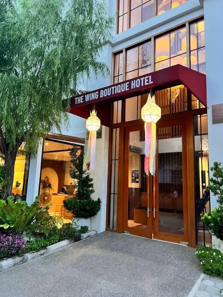 The Wing Boutique Hotel 3/39