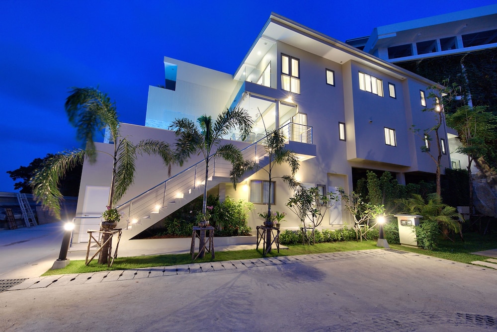 Samui Bayside Luxury Villas 1/50