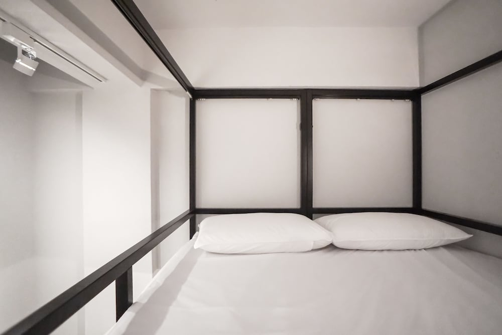 World Inn 10/34
