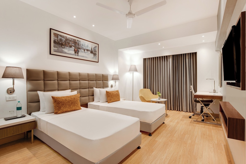 1 BEDROOM, DELUXE, TWIN BEDS, CITY VIEW