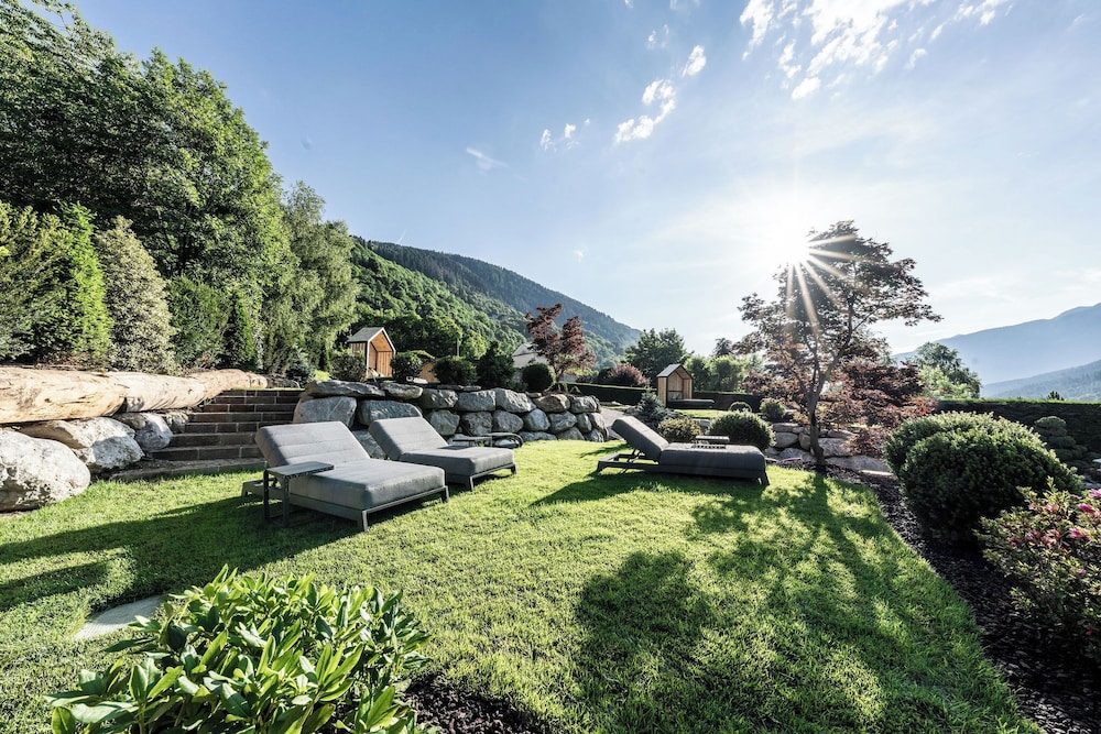 Hotel Palace Ravelli 81/83